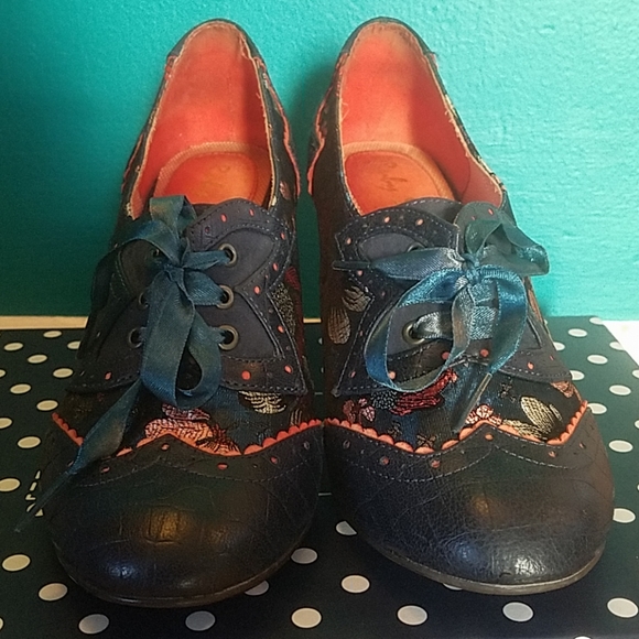 Ruby Shoo - Picture 2 of 3